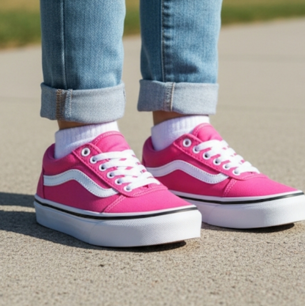 NEW! VANS Girls' Vans Little Kid & Big Kid Ward Skate Shoes Sz 1 NWT 12.16